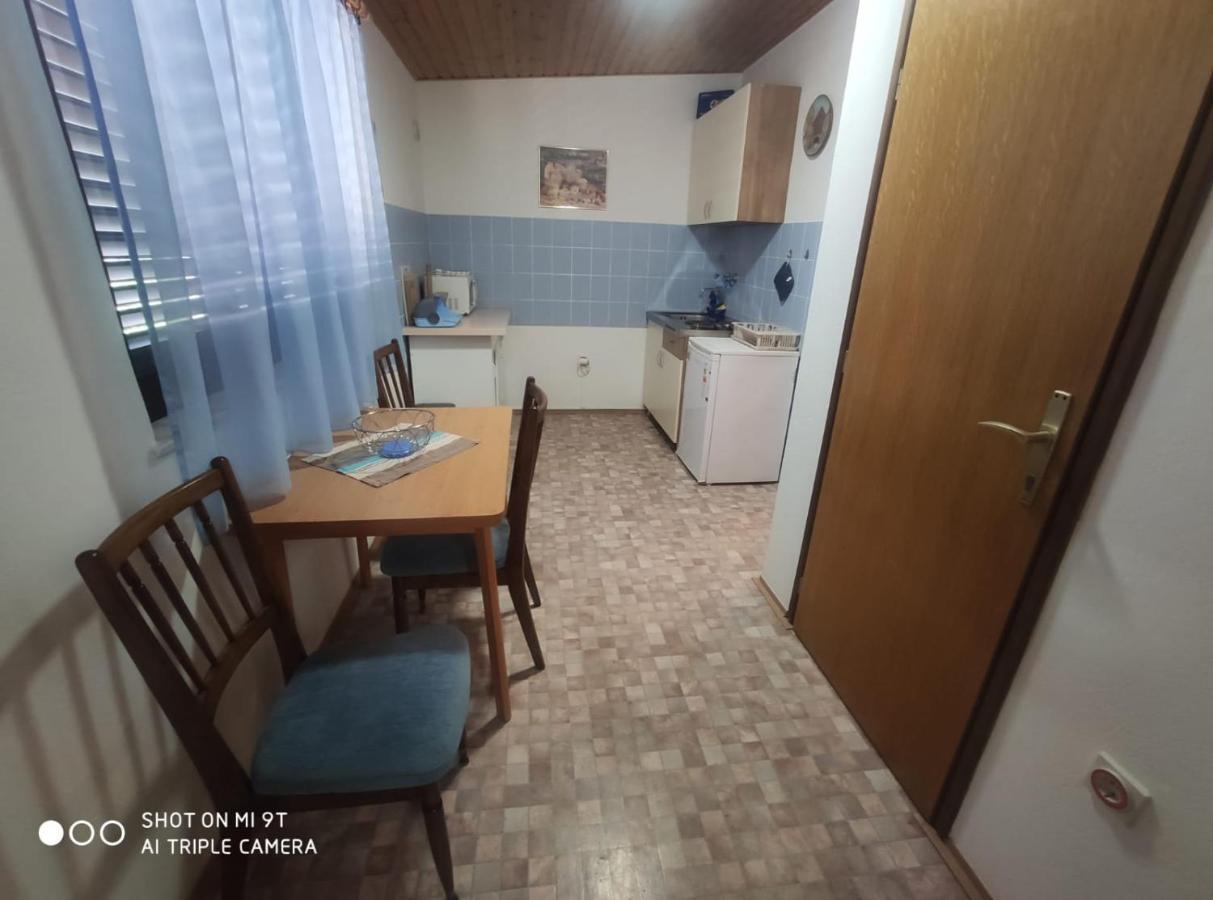 Apartmani Svajka Baška Екстериор снимка